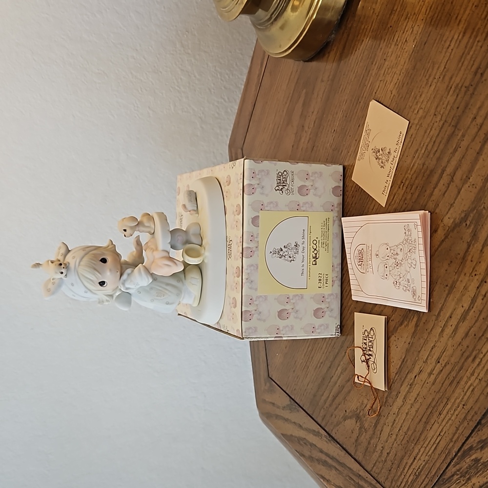 Precious Moments Enesco This Is Your Day To Shine Figurine New in box